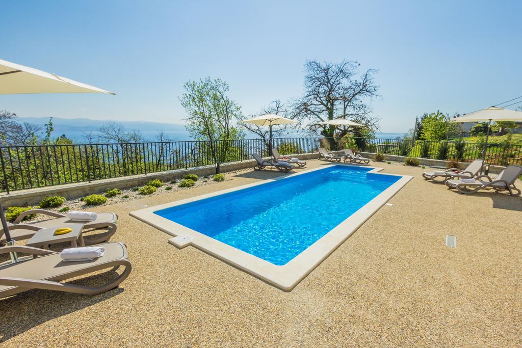 Villa Manus - Boutique Apartments Lovran Exterior foto